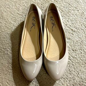 Women’s Nude Flats